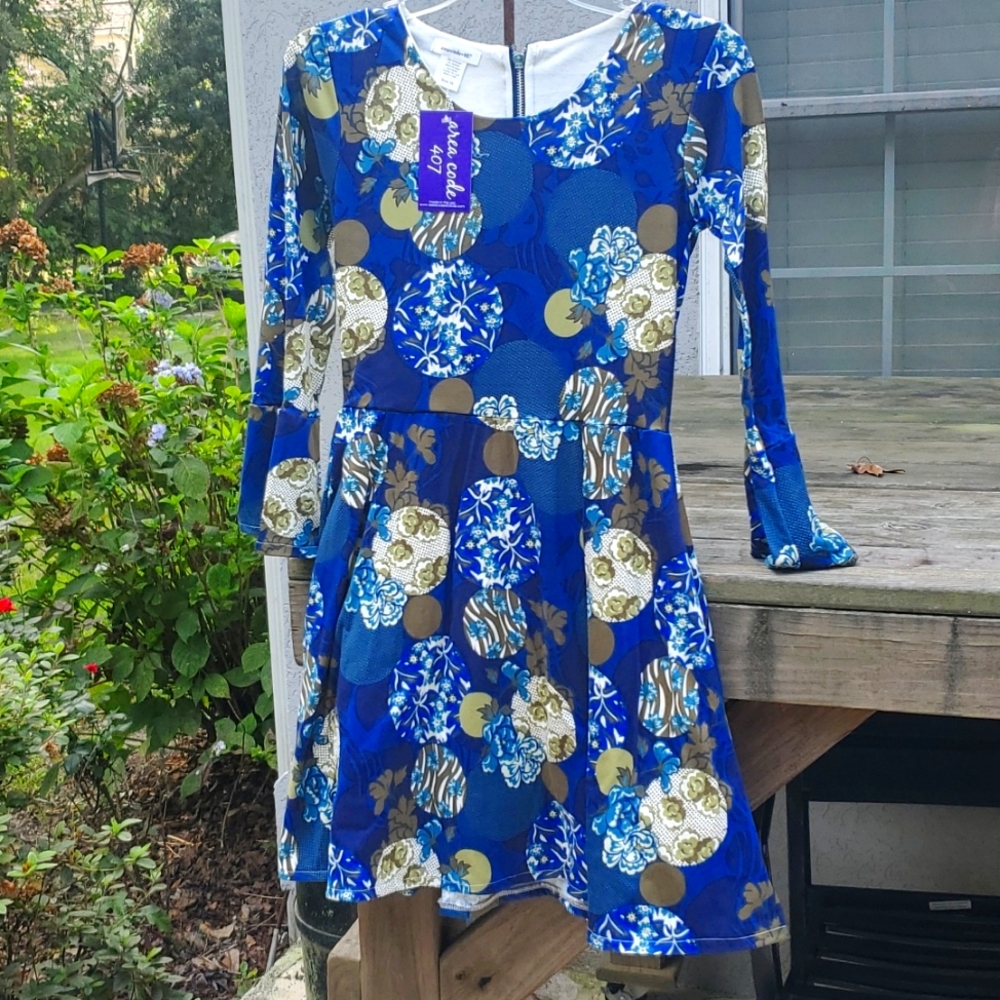Fall circles dress by area code 407